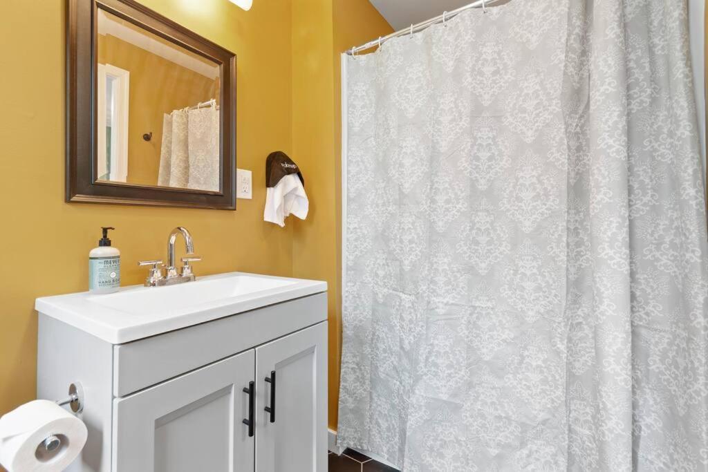 Trendy Fishtown Mid-century Modern Inspired *