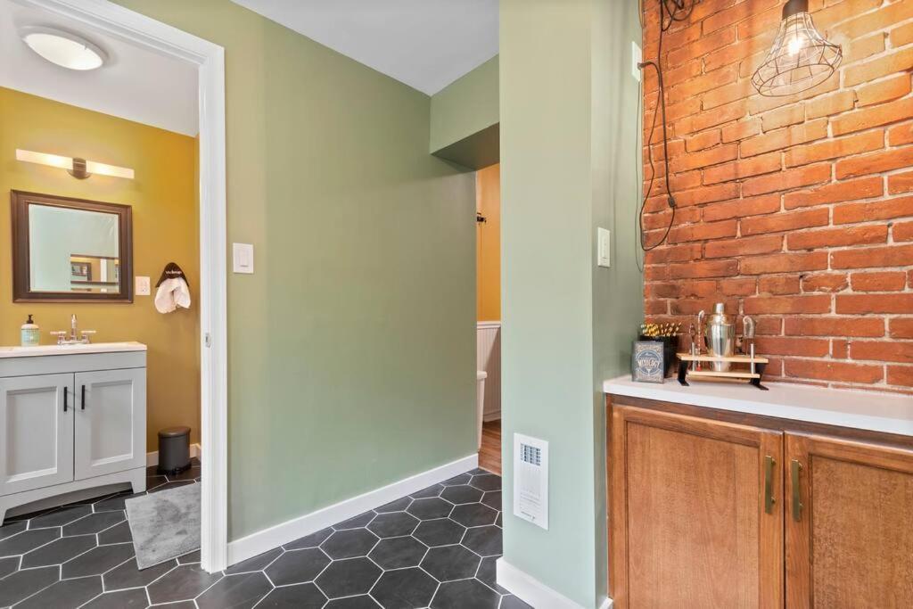 Trendy Fishtown Mid-century Modern Inspired * Philadelphia